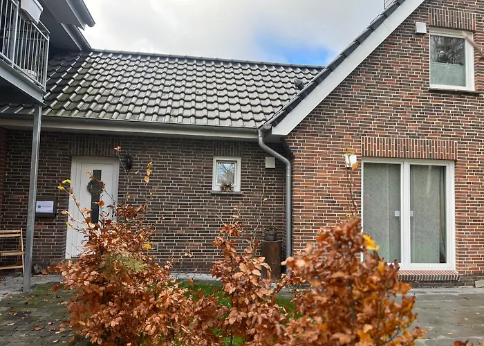 Fewo Brauel Am Nordpfad Zevener Geest - Ruhige, Moderne 2 Zimmer Wohnung, Ladestation, Parkplatz, Wlan, Garten
